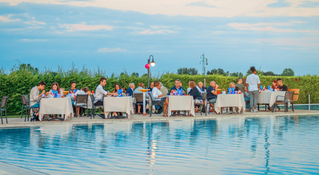 pool party with aperitif-dinner